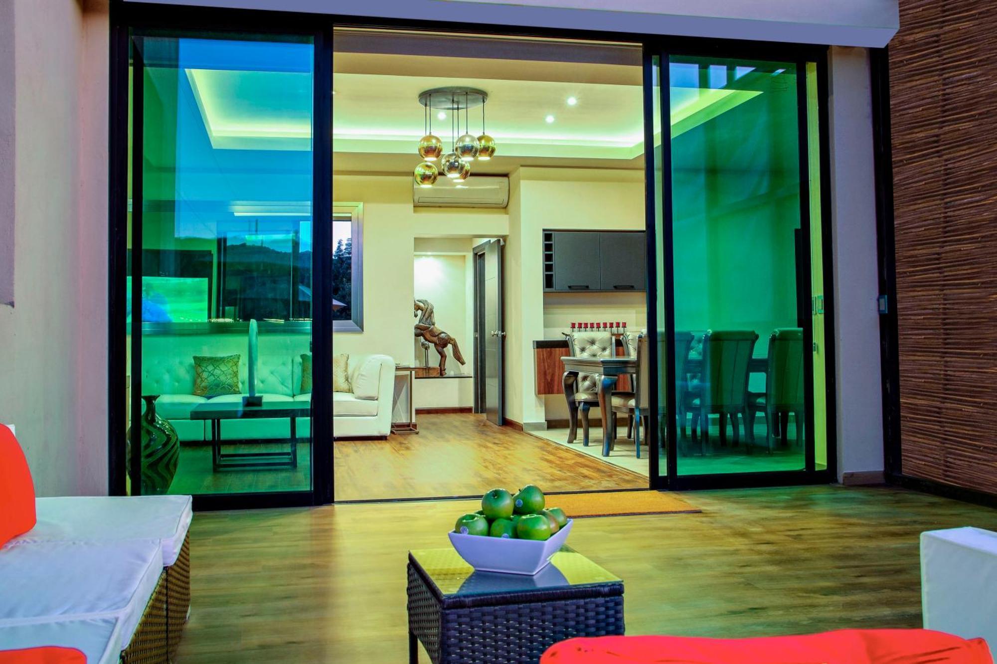 Entre Vinedos By Hotel Boutique فالي دي جوادالوبي الغرفة الصورة